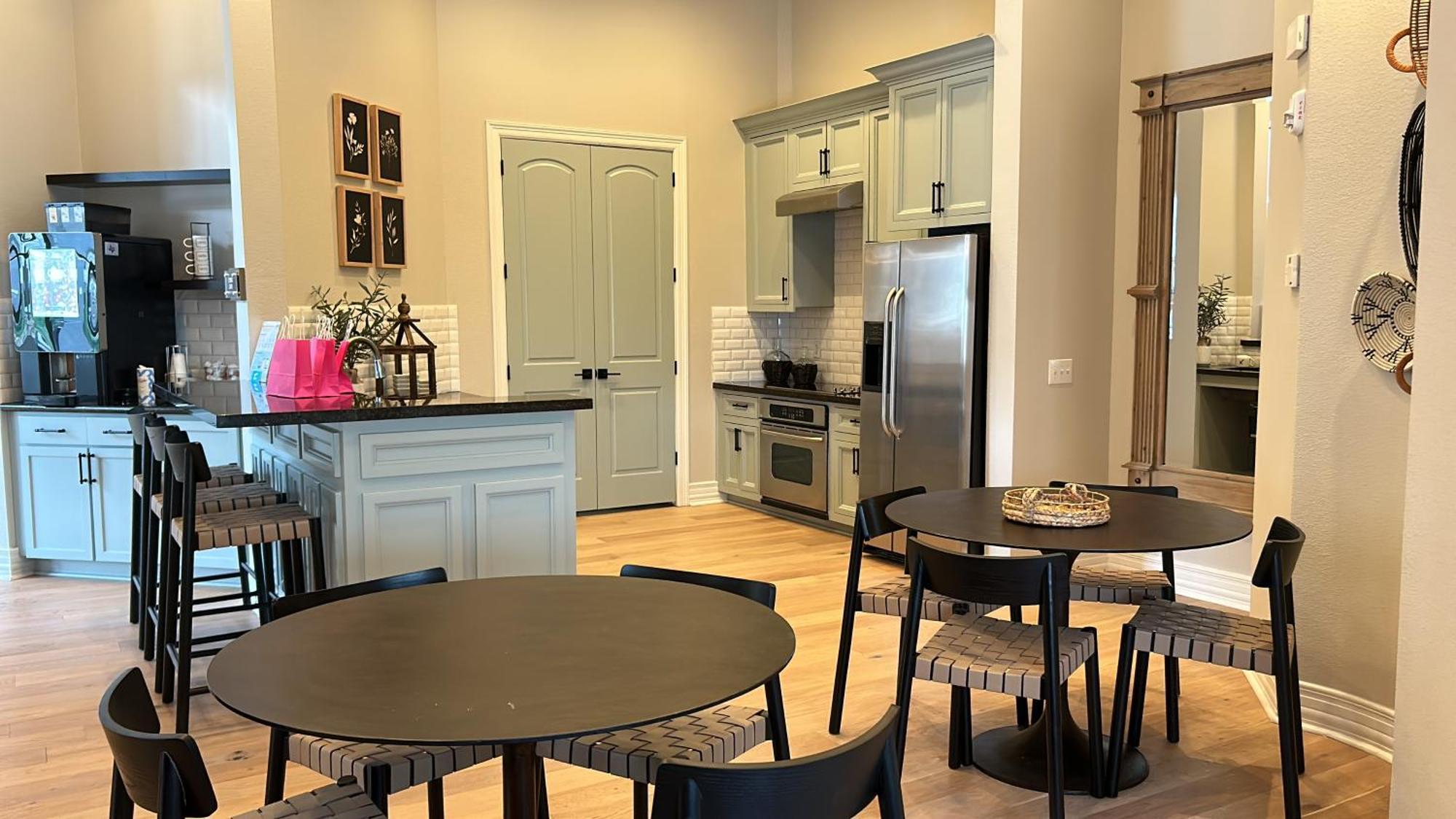 Hidden Gem At Med Center 2Br & 2Ba Apartment Хюстън Екстериор снимка